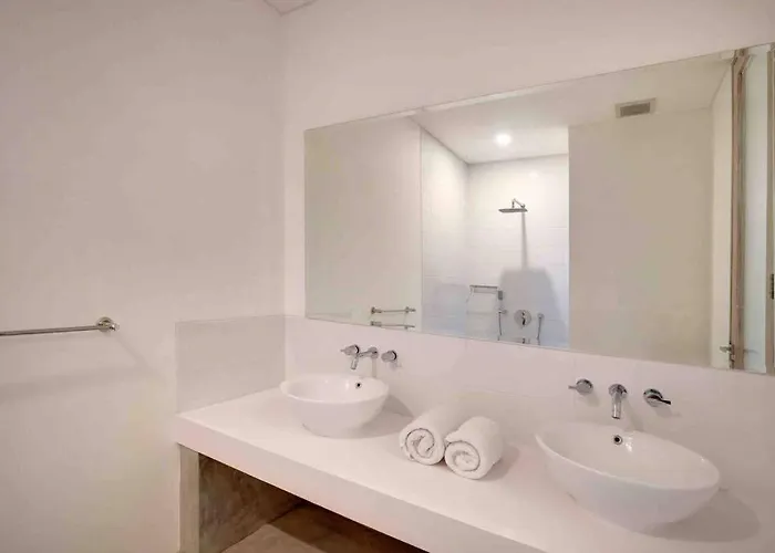 Villa A, Brand New Near Ubud.